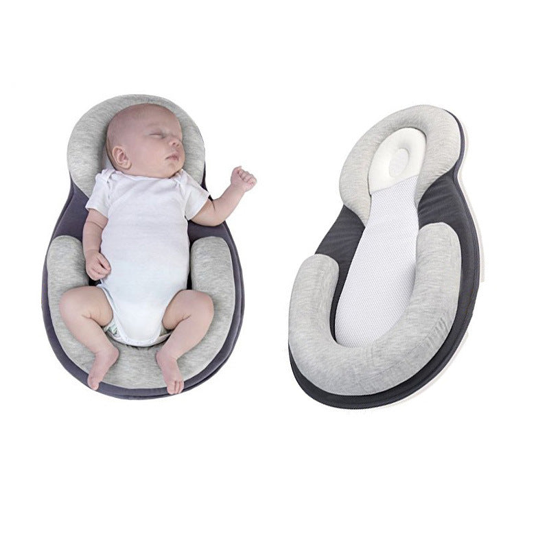 Baby stereotyped pillow cushion anti-bias head spillage newborn baby anti-rollover cushion stereotyped mattress