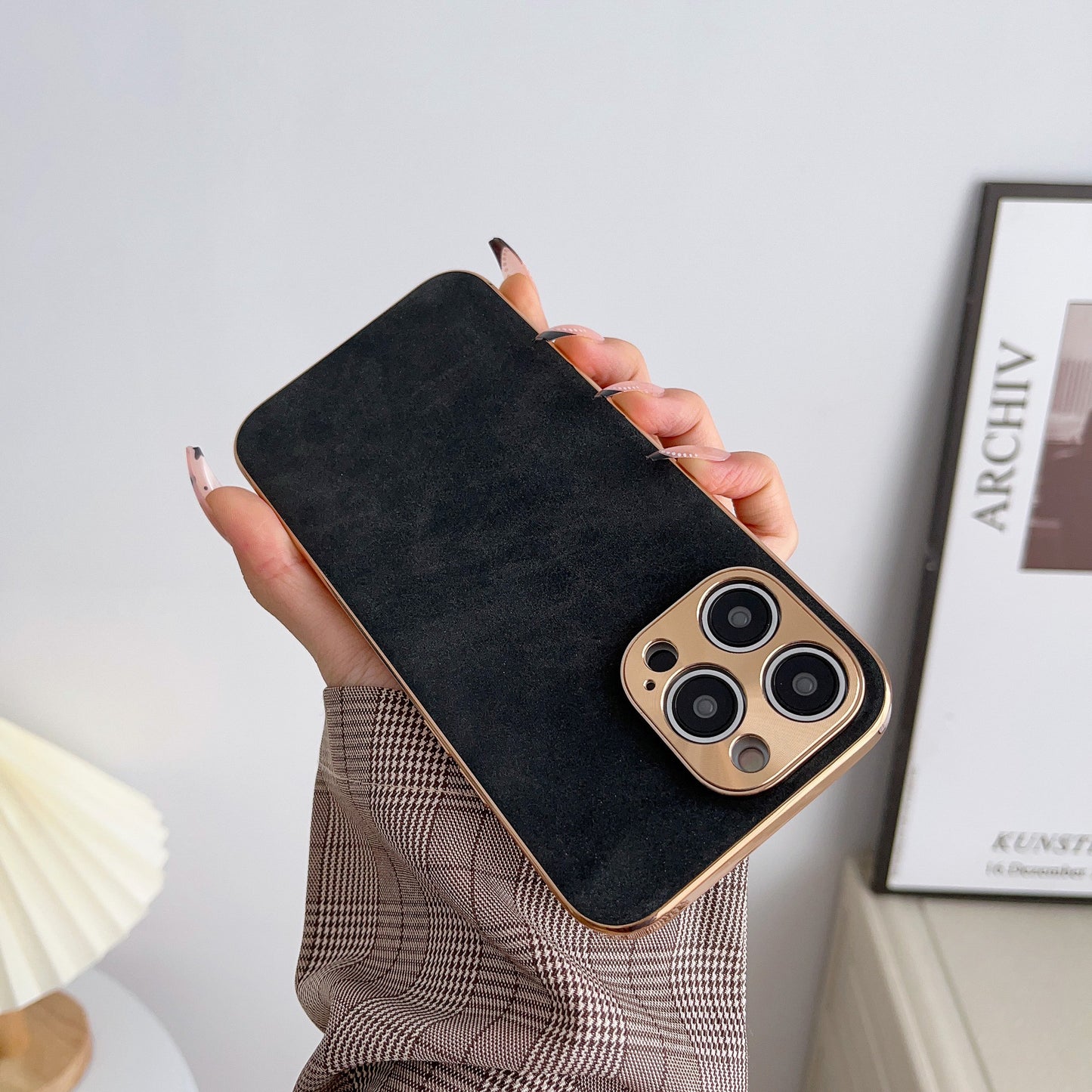 iPhone14pro mobile phone case Apple 13 electroplated sheepskin suitable for 12promax solid color skin protective cover